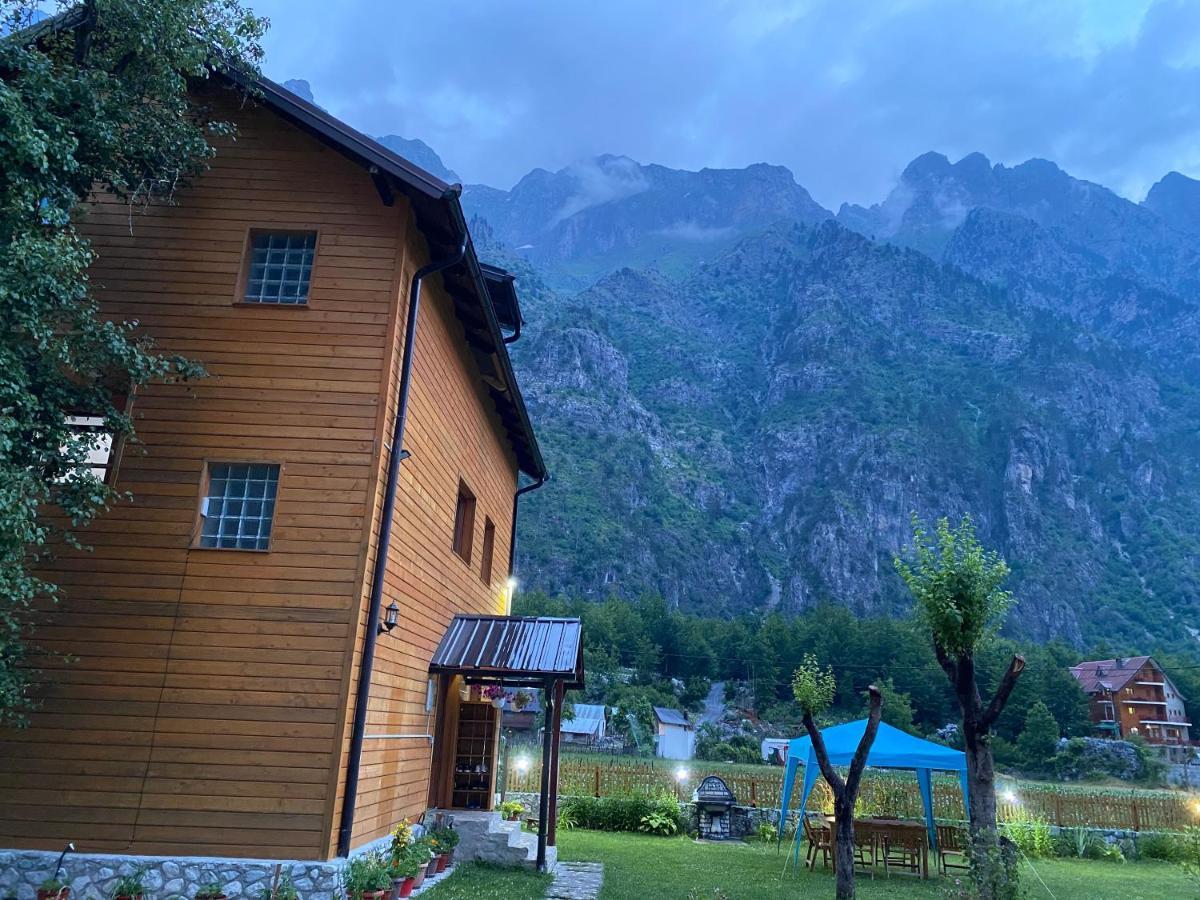 Guesthouse Mehmeti Valbone Ngoại thất bức ảnh