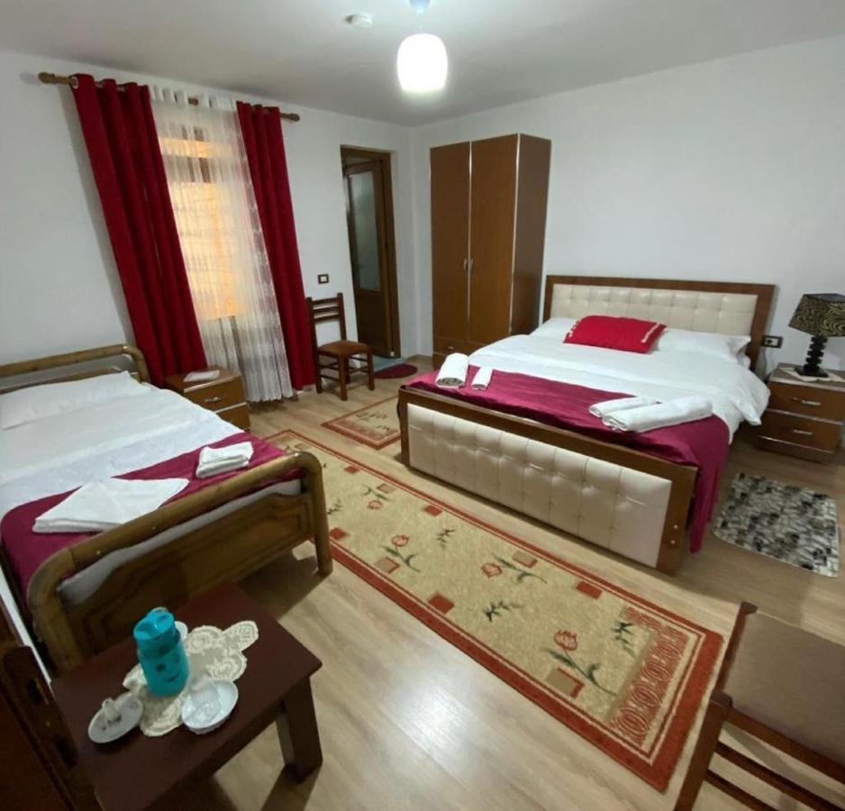 Guesthouse Mehmeti Valbone Ngoại thất bức ảnh
